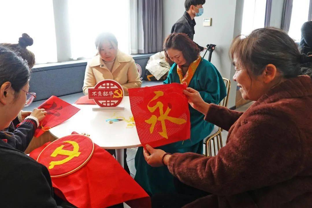 中交地产:拟向控股股东新增借款额度不超过100亿元,利率...